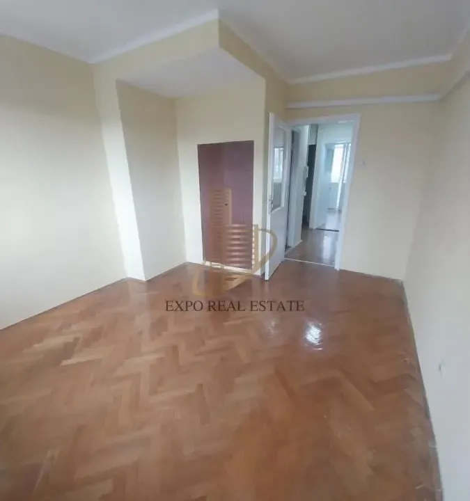 Prodaja, trosoban stan, 71m², Dušanovac, Voždovac Sve Podlokacije