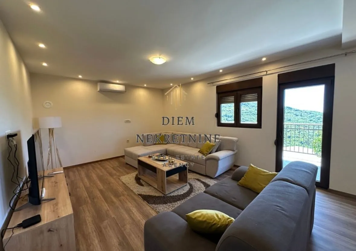 Rent, house, 85m², Lastva Grbaljska, Kotor