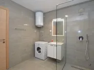 Prodaja, stan, 69m², Tivat, Crna Gora - image 5