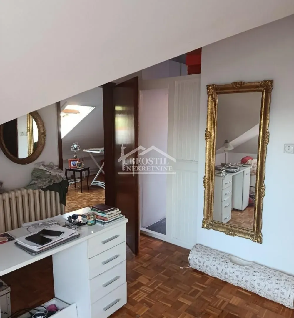 Prodaja, dvosoban stan, 46m², Višnjička Banja, Palilula Sve Podlokacije