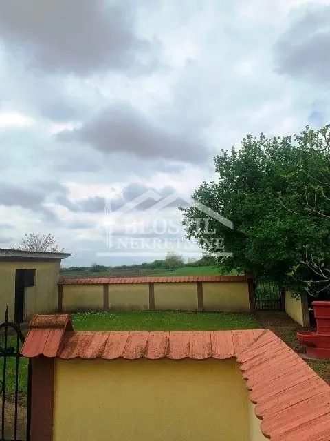 Sale, house, 195m², Šimanovci, Pećinci