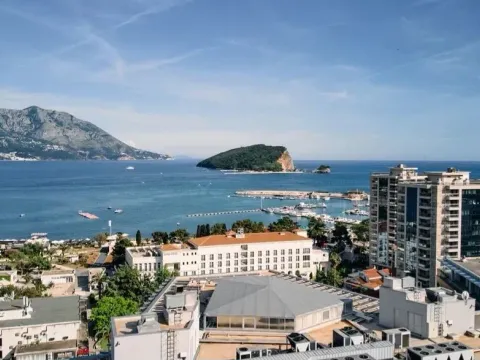 Rent, two bedroom apartment, 120m², Centar, Budva - image 20