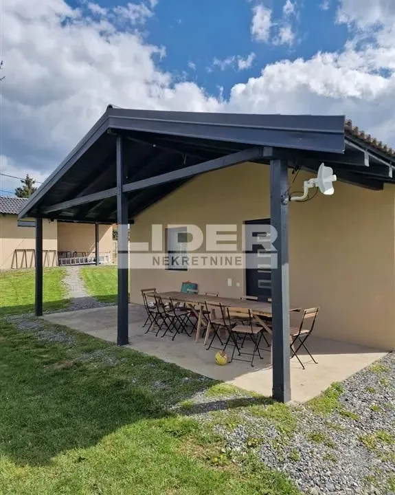 Prodaja, kuća, 127m², Mala Ivanča, Sopot