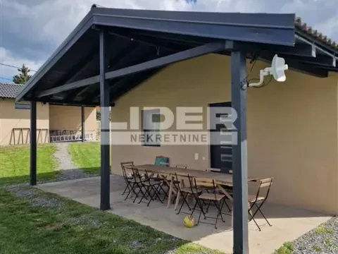 Sale, house, 127m², Mala Ivanča, Sopot