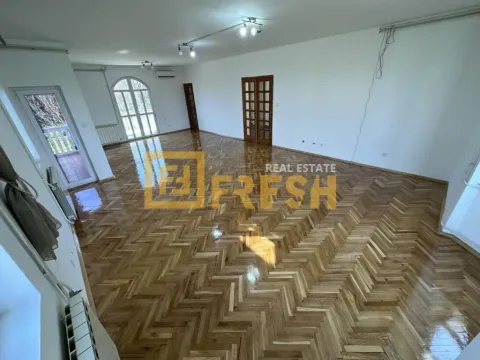 Rent, house, 230m², Dahna, Podgorica - image 2