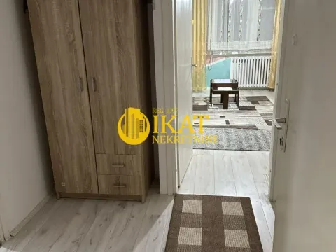 Stan in Zvezdara Sve Podlokacije