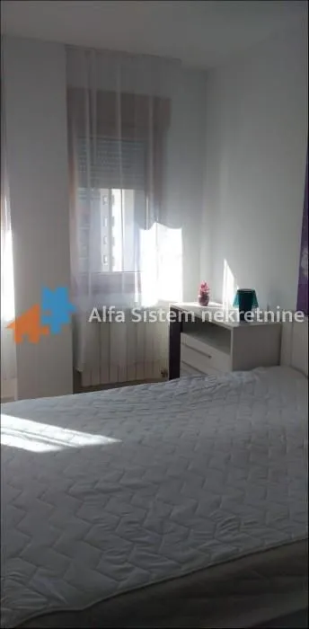 Izdavanje, dvosoban stan, 52m², Novi Beograd Blok 67, Novi Beograd Sve Podlokacije