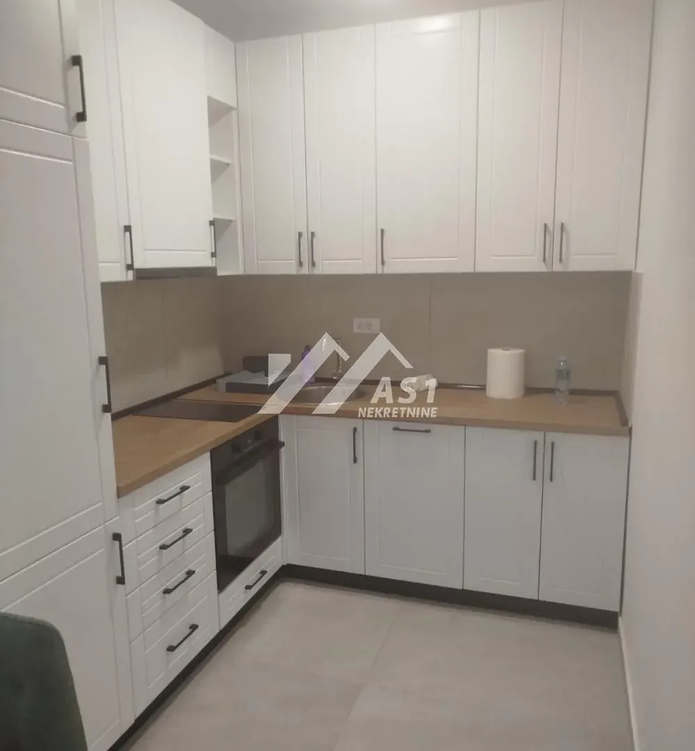 Izdavanje, dvosoban stan, 54m², Telep, Novi Sad Sve Podlokacije