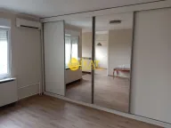 Izdavanje, dvosoban stan, 50m², Julino Brdo, Beograd - image 1