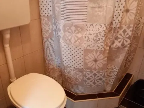 Izdavanje, garsonjera, 22m², Podbara, Novi Sad Sve Podlokacije - image 11