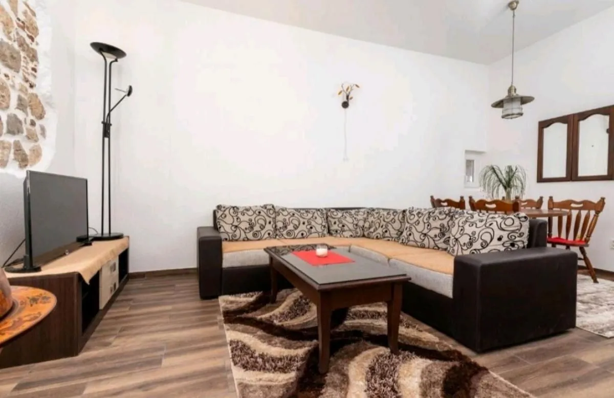 Sale, apartment, 58m², Kotor, Crna Gora