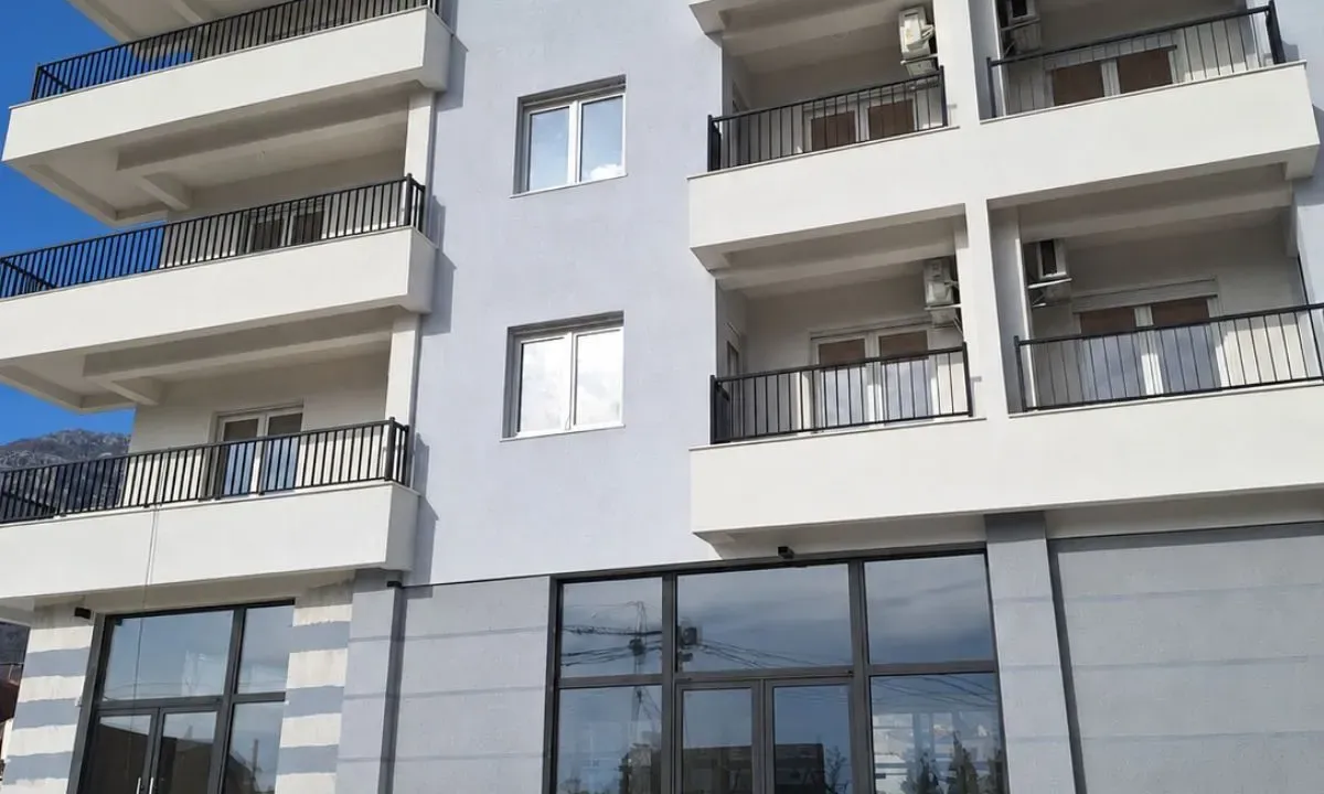 Rent, one bedroom apartment, 44m², Centar, Bar