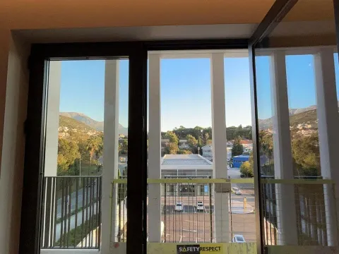 Prodaja, stan, 61m², Tivat, Crna Gora - image 2