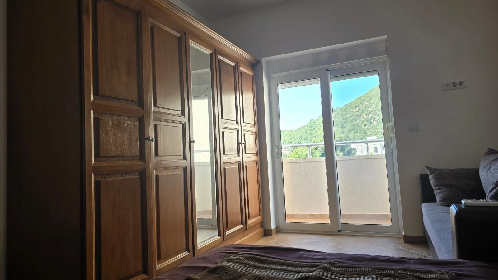 Prodaja, dvosoban stan, 93m², Buljarica, Budva