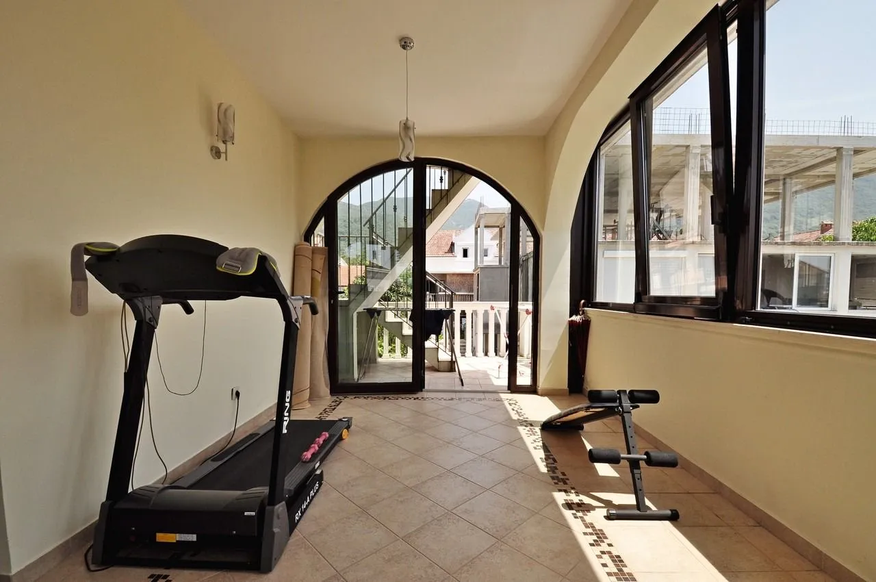 Prodaja, kuća, 283m², Seljanovo, Tivat