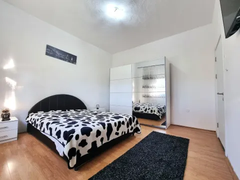 Rent, house, 85m², Zagorič, Podgorica - image 10