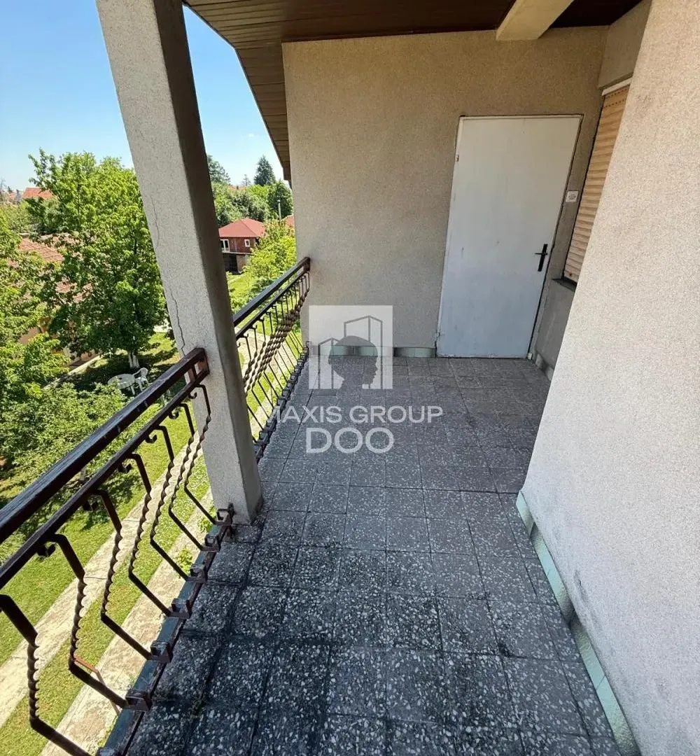 Prodaja, kuća, 297m², Kragujevac, Srbija