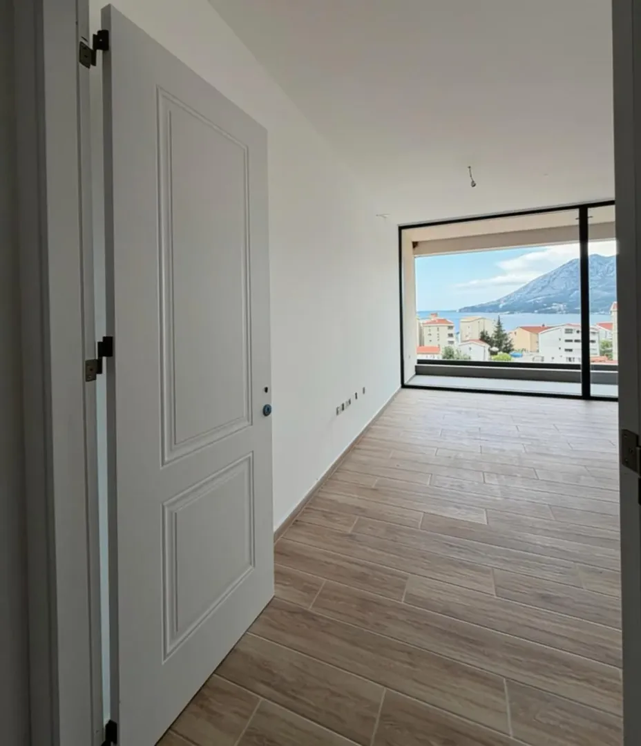 Sale, three bedroom apartment, 128m², Bečići, Budva