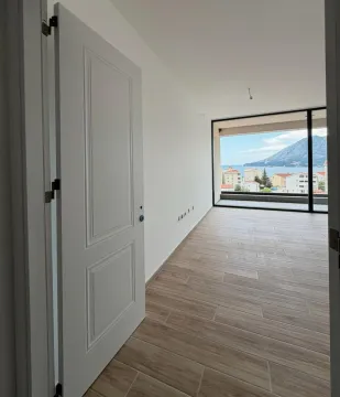 Sale, three bedroom apartment, 128m², Bečići, Budva - image 8