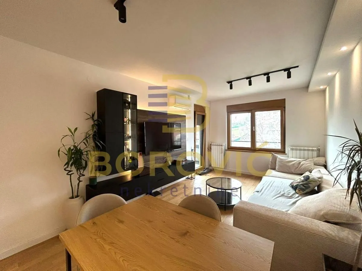 Prodaja, trosoban stan, 70m², Zemun Sve Podlokacije, Beograd