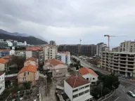 Izdavanje, dvosoban stan, 55m², Bečići, Budva - image 11