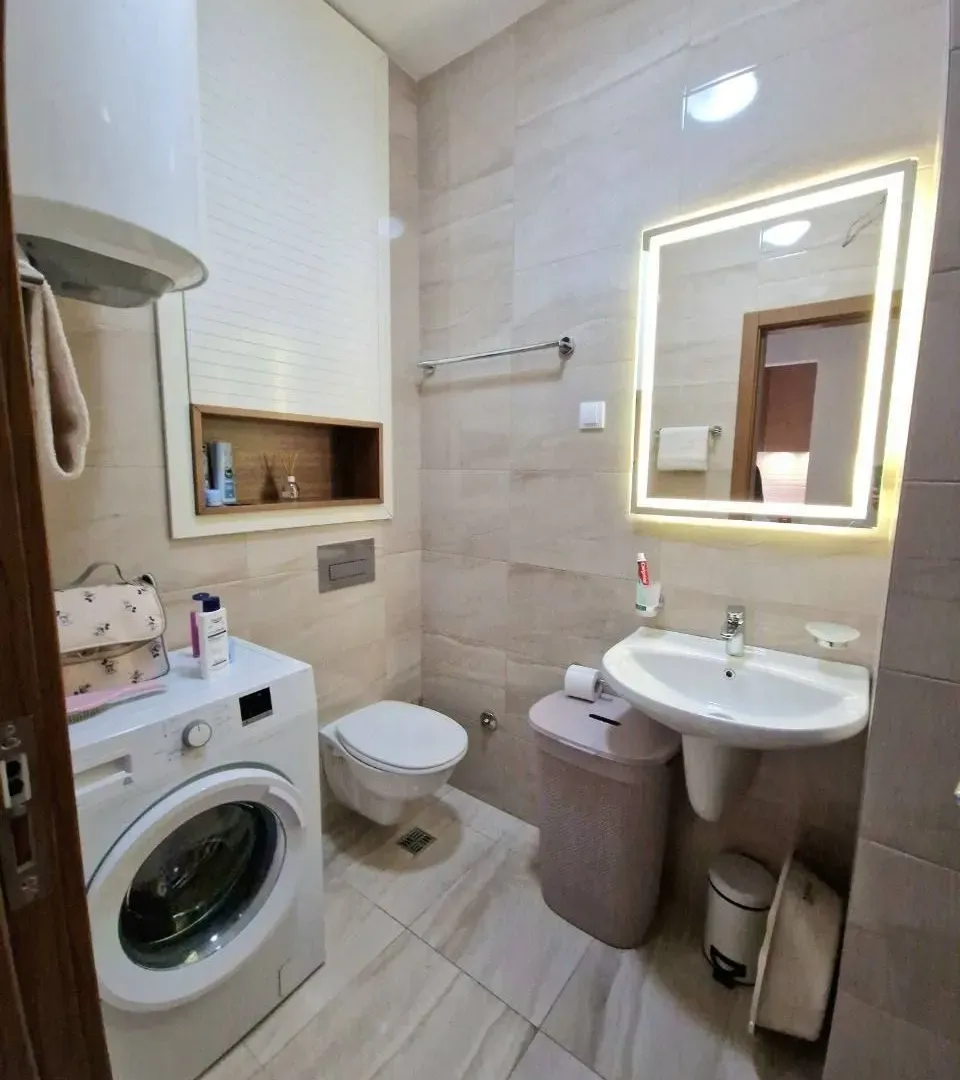 Rent, one bedroom apartment, 47m², Centar, Budva