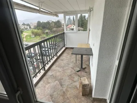 Rent, two bedroom apartment, 70m², Makedonsko naselje, Bar - image 10