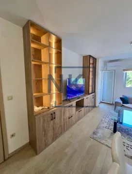Rent, two bedroom apartment, 70m², City Kvart, Podgorica - image 6