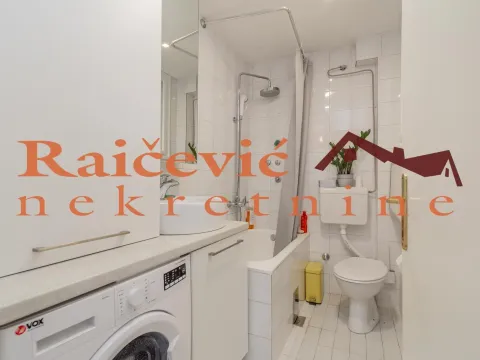 Prodaja, dvosoban stan, 50m², Centar, Kruševac - image 17