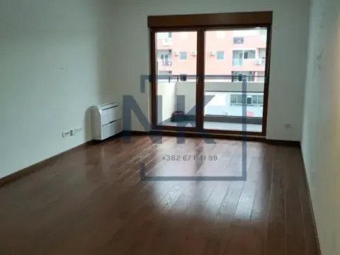 Izdavanje, trosoban stan, 69m², Master Kvart, Podgorica - image 11