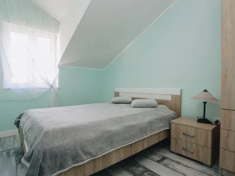 Sale, four bedroom apartment, 82m², Sveti Stefan, Budva - image 6