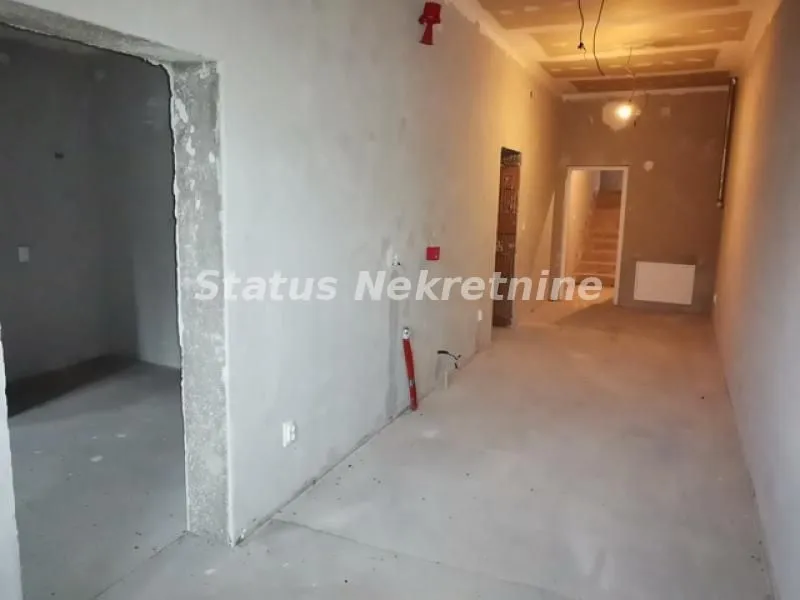 Sale, house, 860m², Banja Vrdnik, Irig