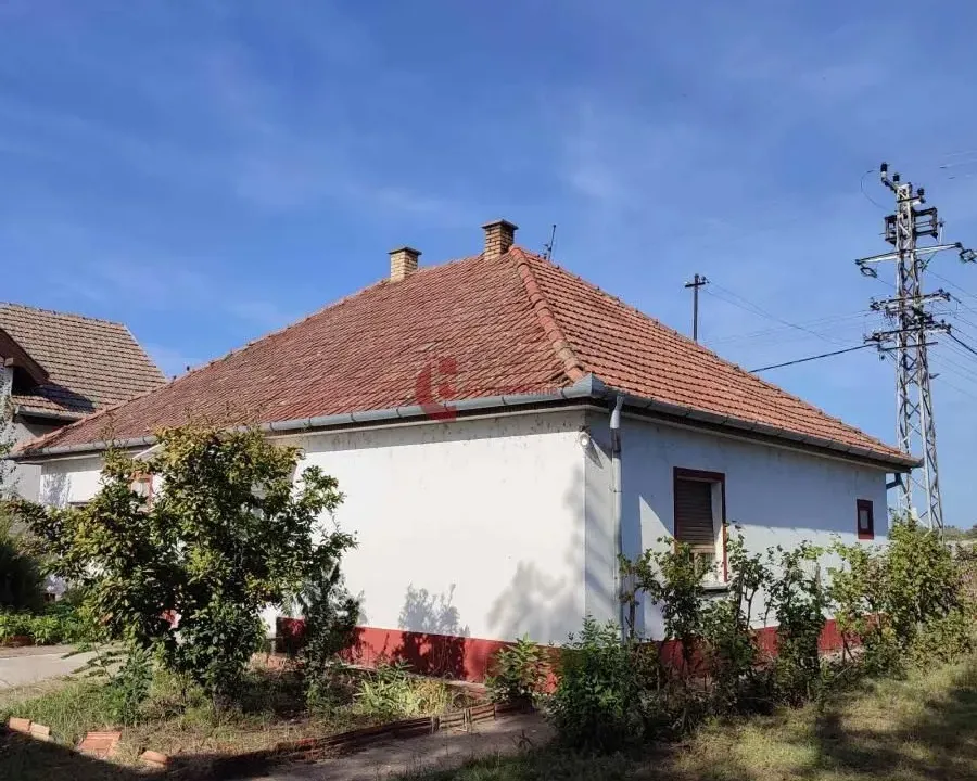 Prodaja, kuća, 320m², Kelebija, Subotica