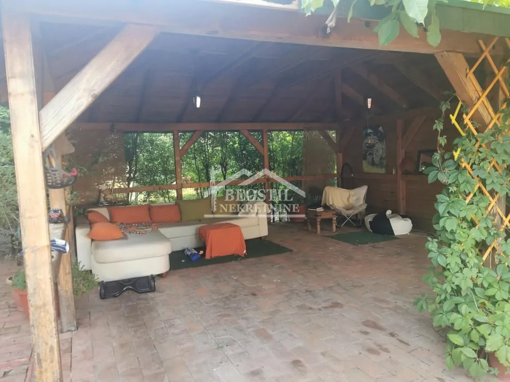 Sale, house, 225m², Zemun Ugrinovci, Zemun Sve Podlokacije
