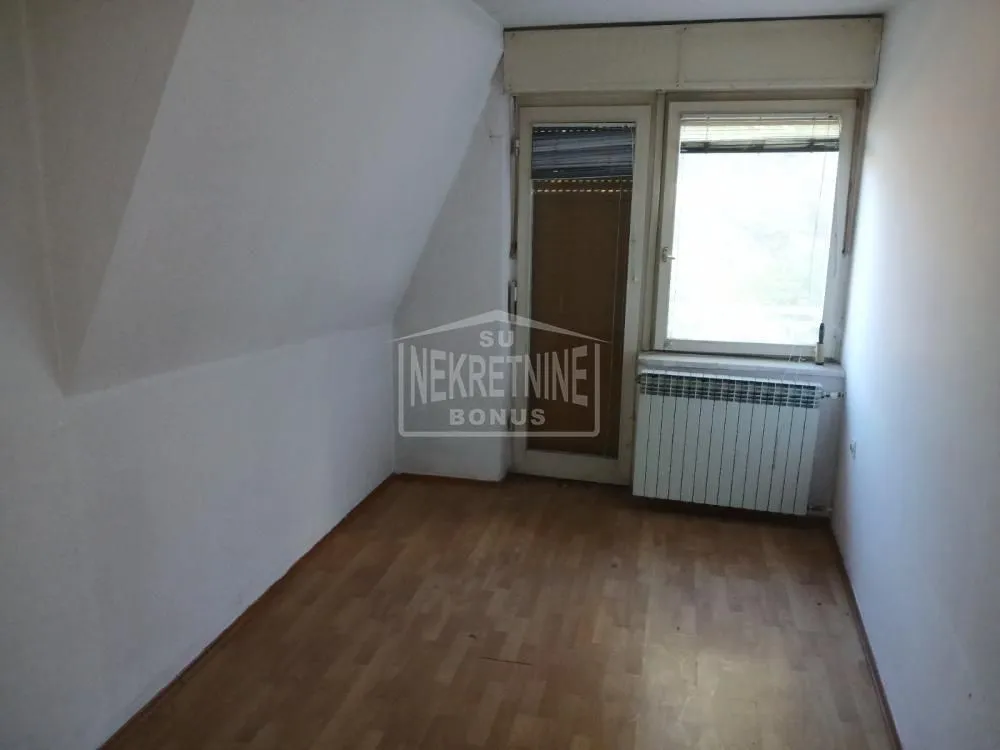 Prodaja, kuća, 258m², Mali Radanovac, Subotica