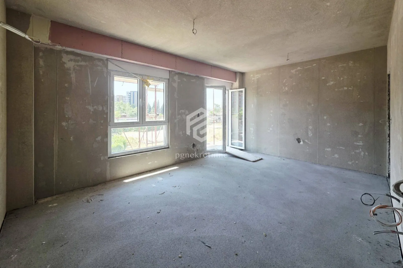 Prodaja, dvosoban stan, 65m², Konik, Podgorica