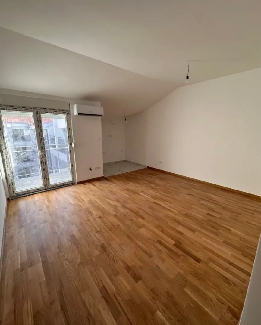 Sale, studio apartment, 28m², Zagorič, Podgorica