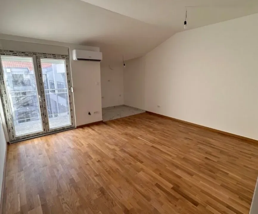 Prodaja, garsonjera, 28m², Zagorič, Podgorica