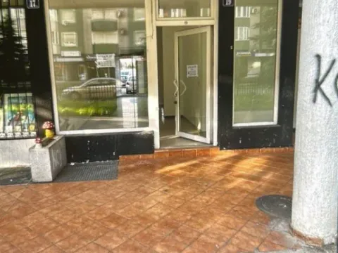 Rent, office space, 80m², Stari Aerodrom, Podgorica - image 2