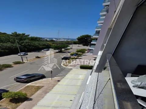 Izdavanje, jednosoban stan, 47m², Centar, Bar - image 12