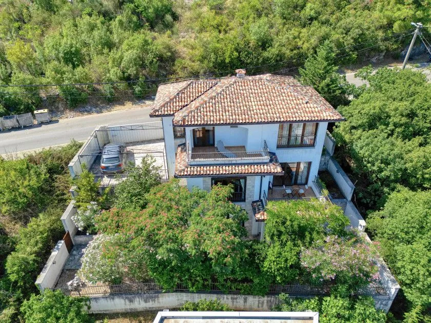 Sale, house, 160m², Krašići, Tivat