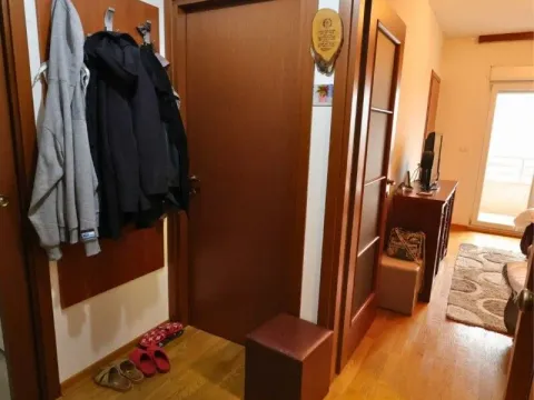 Prodaja, dvosoban stan, 53m², City Kvart, Podgorica - image 3