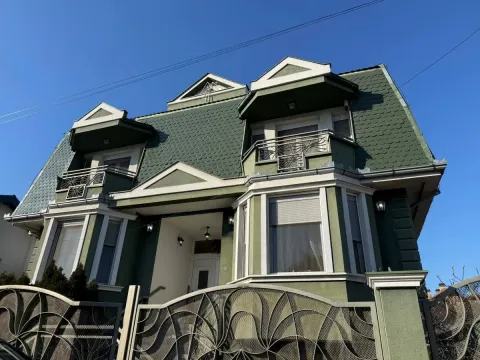 Prodaja, kuća, 473m², Veternička rampa, Novi Sad Sve Podlokacije - image 2