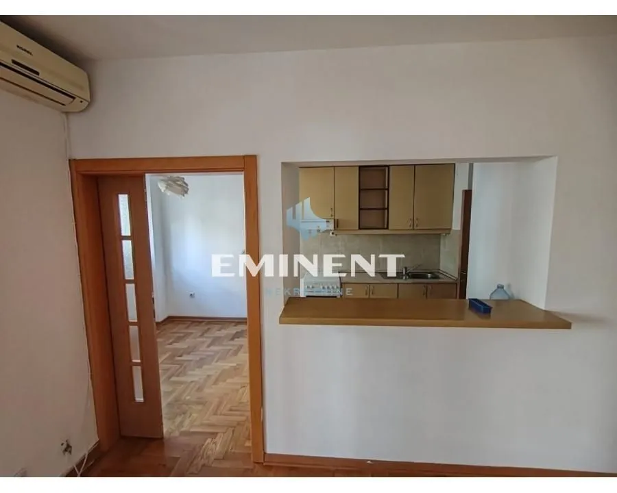 Izdavanje, trosoban stan, 75m², Novi Beograd Blok 29, Novi Beograd Sve Podlokacije