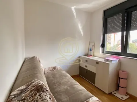 Rent, four bedroom apartment, 100m², Medijana, Niš - image 9