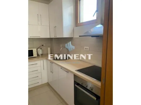 Izdavanje, trosoban stan, 63m², Kalenić Pijaca, Vračar Sve Podlokacije - image 2