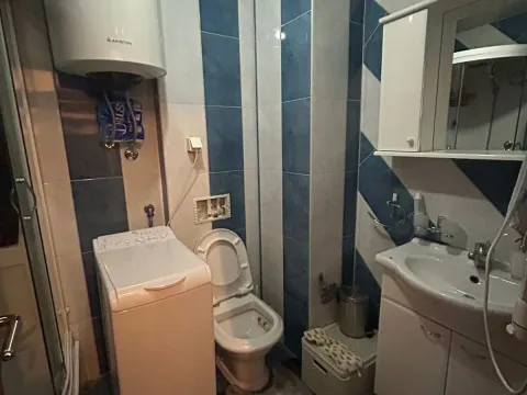 Izdavanje, jednosoban stan, 55m², Tuški Put, Podgorica - image 8