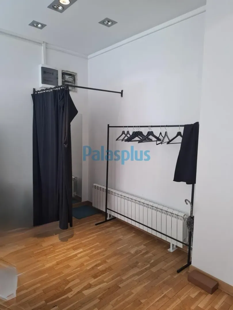 Sale, office space, 97m², Stari Grad, Beograd