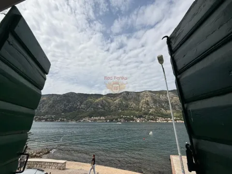 Prodaja, dvosoban stan, 64m², Kotor, Crna Gora