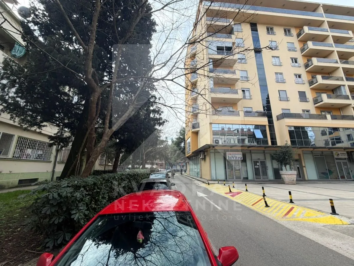 Rent, studio apartment, 27m², Centar, Podgorica